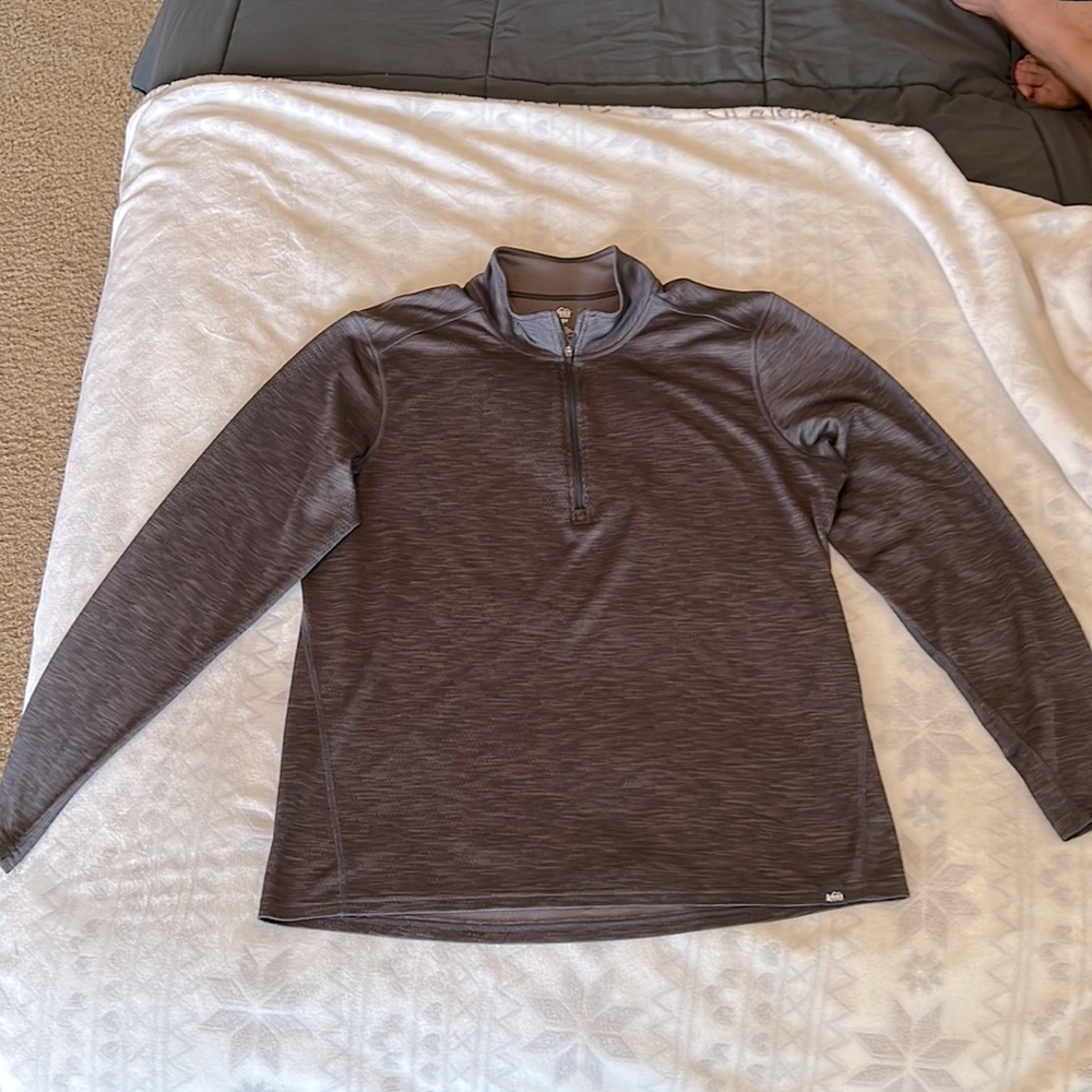 REI men’s Large mid-weight quarter zip long sleeve pullover dark gray